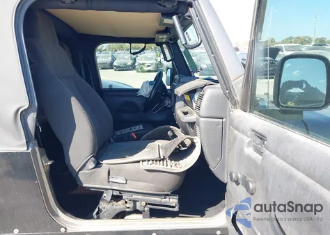 2004 Jeep Wrangler Unlimited z USA, uszkodzony, nr VIN 1J4FA49S14P760464